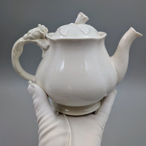 Vintage I. Godinger White Ceramic Teapot - Sculptured Rose Handle and Lid Finial - Picture 7 of 7